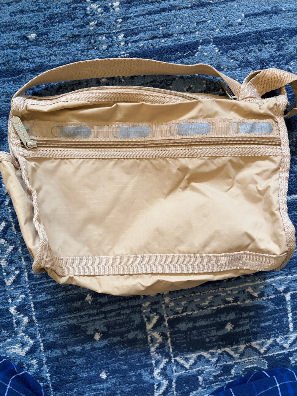 Lesportsac tan nylon messenger bag